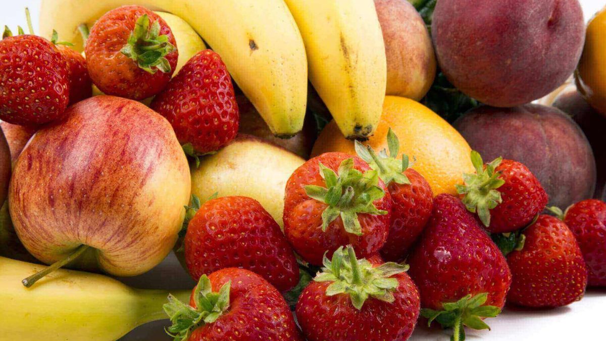 when-should-you-eat-fruits-to-get-the-maximum-benefits-business-upturn