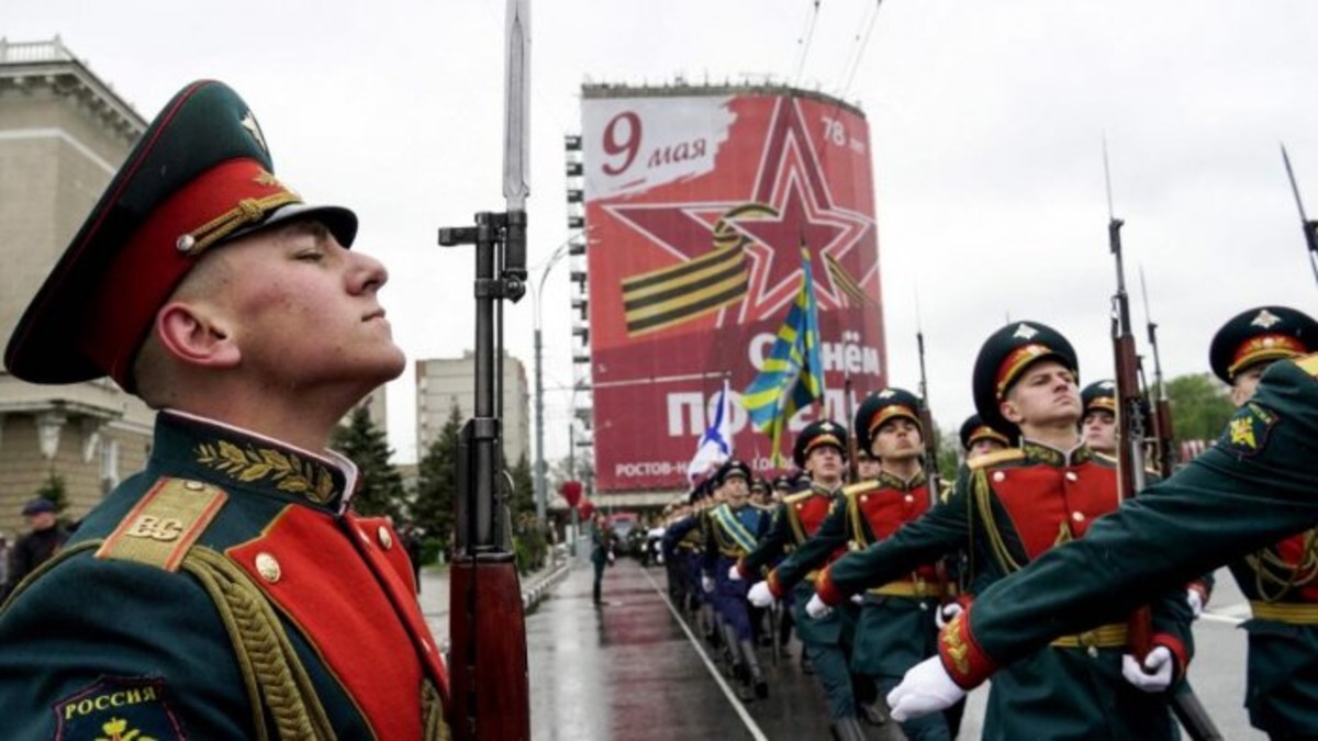 Russia's celebration of Victory Day starts with the launch of 15