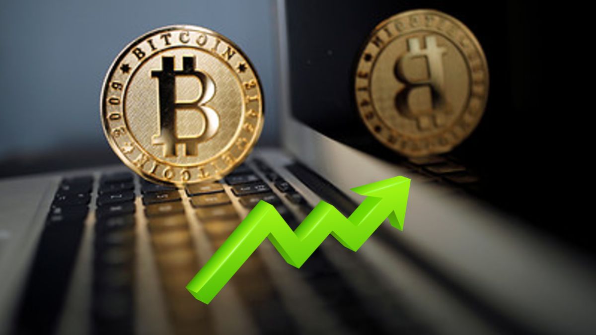 Bitcoin surges past $125,000 to hit new all-time high; Dogecoin leads altcoin rally
